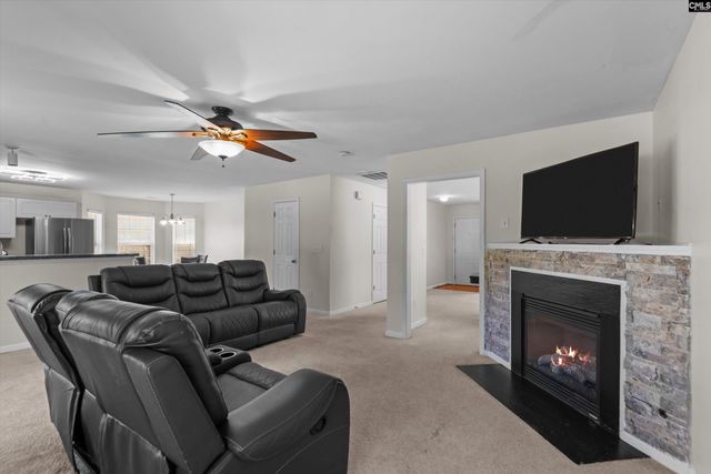 175 Rosecliff Circle, Hopkins, SC 29061
