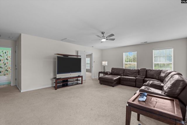 175 Rosecliff Circle, Hopkins, SC 29061