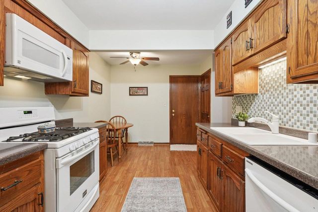 7533 W Tuckaway Creek DRIVE, Franklin, WI 53132