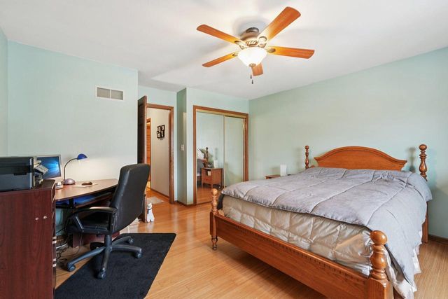 7533 W Tuckaway Creek DRIVE, Franklin, WI 53132