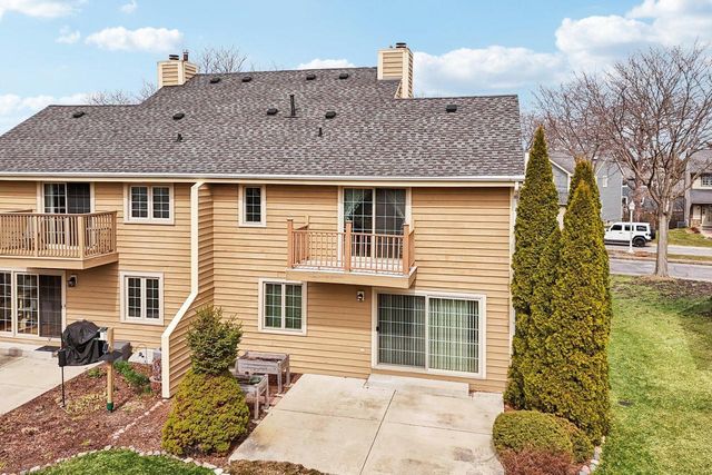 7533 W Tuckaway Creek DRIVE, Franklin, WI 53132