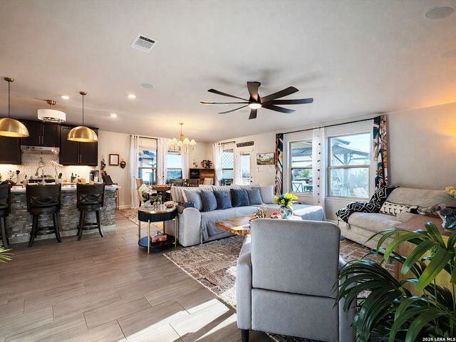 10242 Juniper Oaks, Boerne, TX 78006