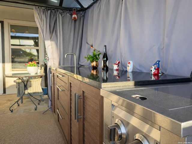 10242 Juniper Oaks, Boerne, TX 78006