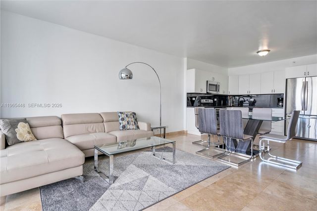 5601 Collins Ave 423, Miami Beach, FL 33140