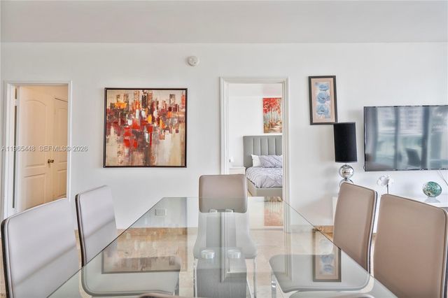 5601 Collins Ave 423, Miami Beach, FL 33140