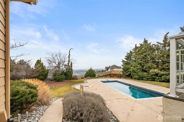 2429 Fancher Heights Blvd, East Wenatchee, WA 98802
