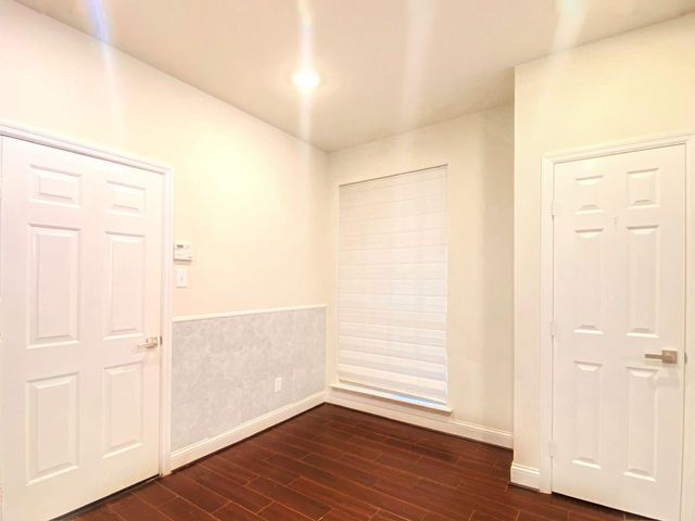 54 Alderon Woods Place, The Woodlands, TX 77382