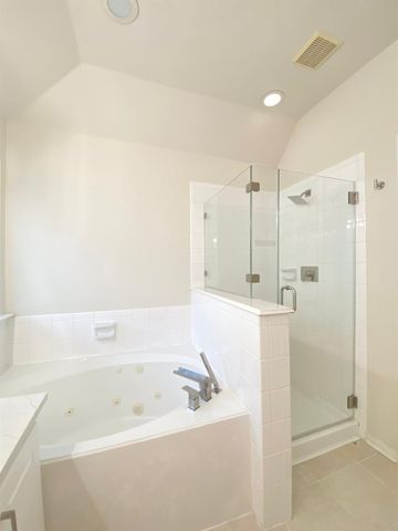 54 Alderon Woods Place, The Woodlands, TX 77382