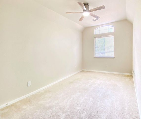 54 Alderon Woods Place, The Woodlands, TX 77382