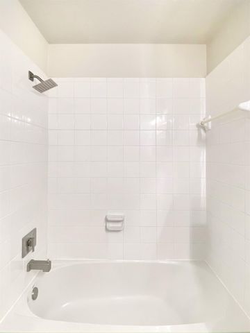 54 Alderon Woods Place, The Woodlands, TX 77382