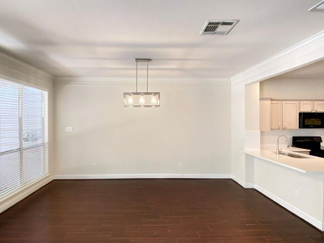 54 Alderon Woods Place, The Woodlands, TX 77382