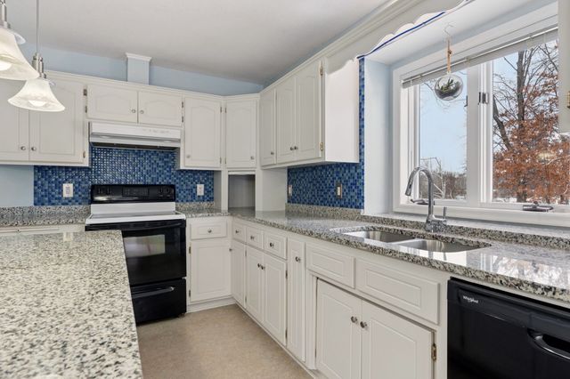 39 154th Avenue NE, Ham Lake, MN 55304