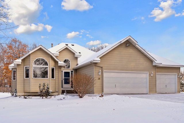 39 154th Avenue NE, Ham Lake, MN 55304
