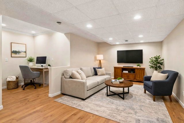 39 154th Avenue NE, Ham Lake, MN 55304