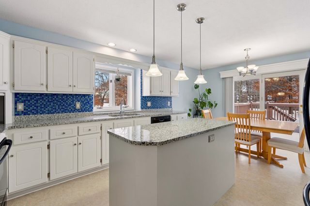 39 154th Avenue NE, Ham Lake, MN 55304