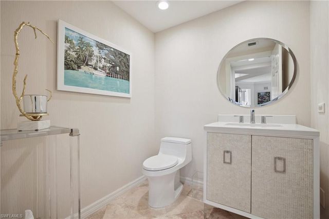 7575 Pelican Bay BLVD 201, Naples, FL 34108