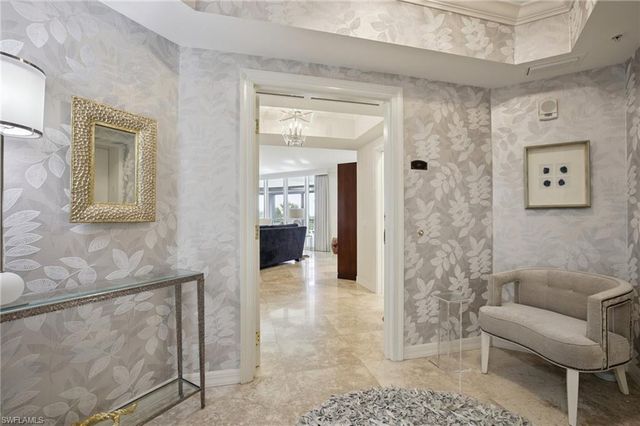 7575 Pelican Bay BLVD 201, Naples, FL 34108