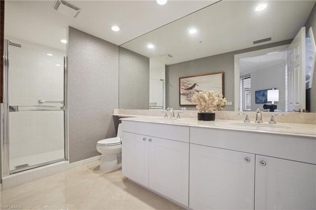 7575 Pelican Bay BLVD 201, Naples, FL 34108