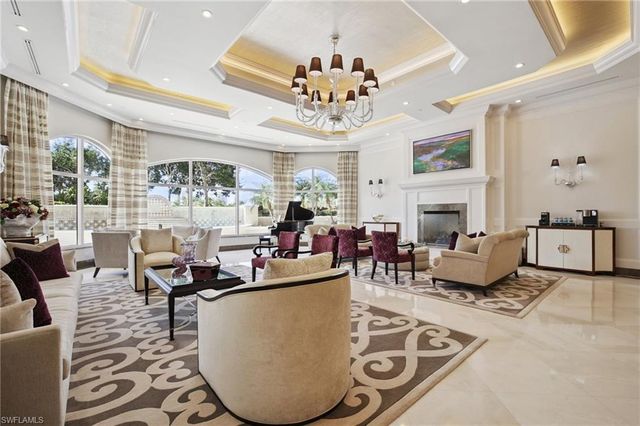 7575 Pelican Bay BLVD 201, Naples, FL 34108