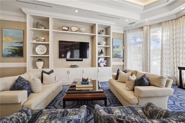 7575 Pelican Bay BLVD 201, Naples, FL 34108