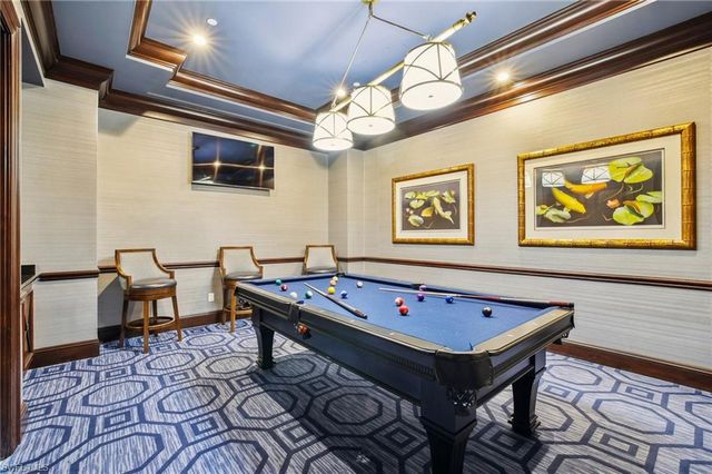 7575 Pelican Bay BLVD 201, Naples, FL 34108