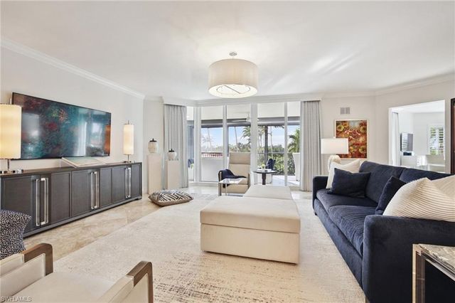 7575 Pelican Bay BLVD 201, Naples, FL 34108