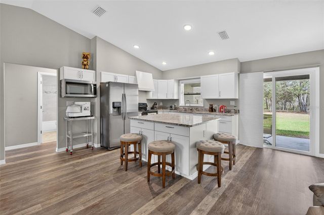 2933 E QUAIL COURT, Inverness, FL 34452