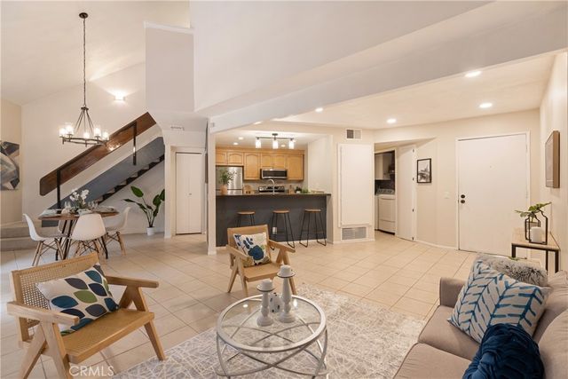 388 S Prospectors 115, Diamond Bar, CA 91765