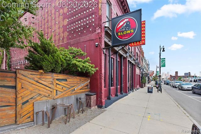 2221 Wabash Street, Detroit, MI 48216