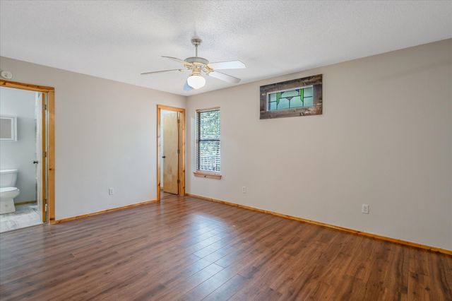 115 Primrose Path, Holly Lake Ranch, TX 75765