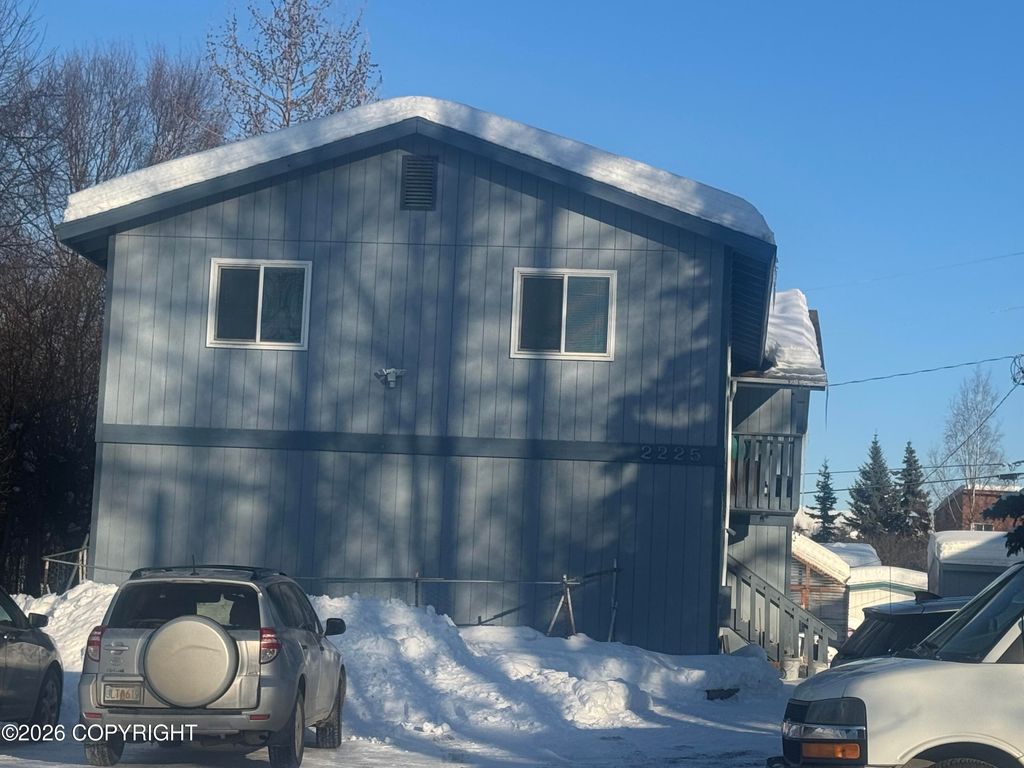 2225 Eagle Street, Anchorage, AK 99503