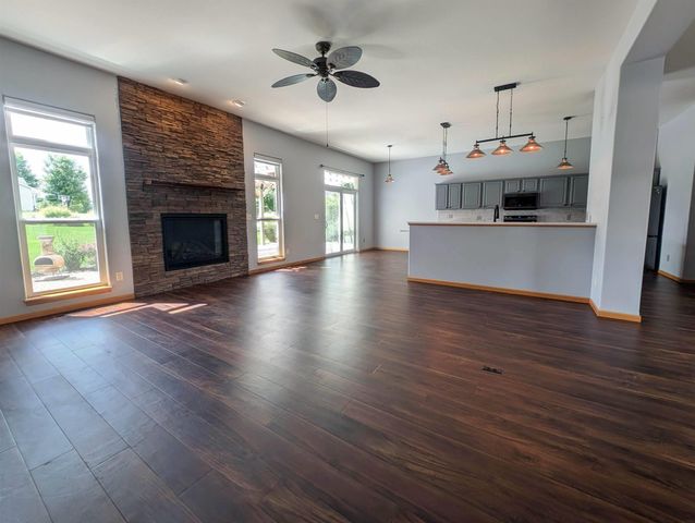 2404 Erik Road, Cedar Falls, IA 50613