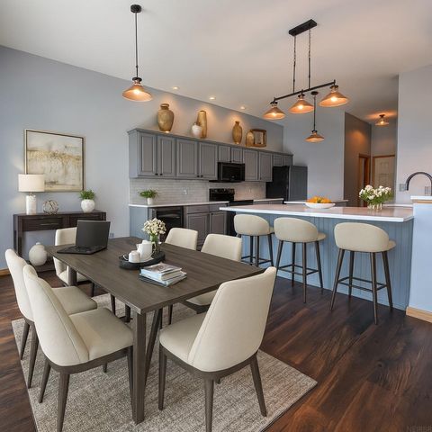 2404 Erik Road, Cedar Falls, IA 50613