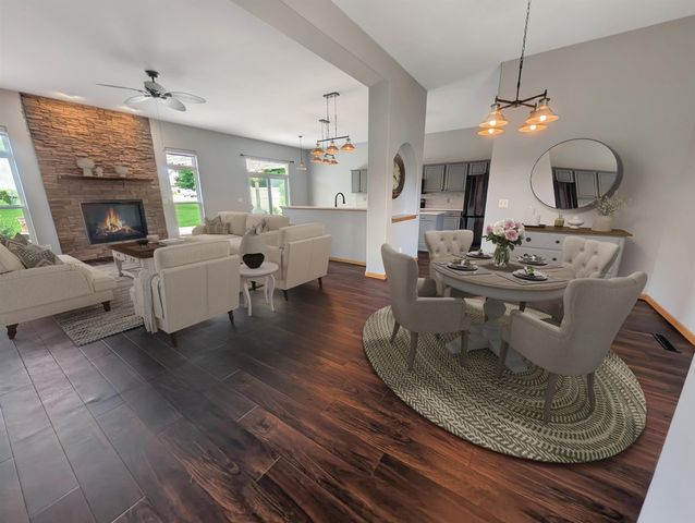 2404 Erik Road, Cedar Falls, IA 50613