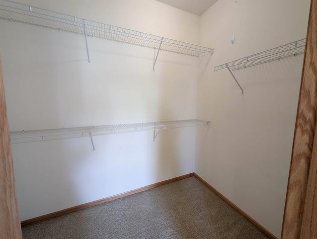 2404 Erik Road, Cedar Falls, IA 50613