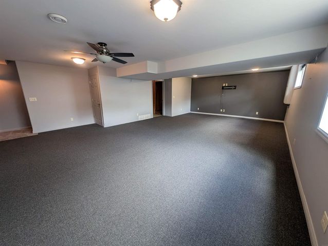 2404 Erik Road, Cedar Falls, IA 50613