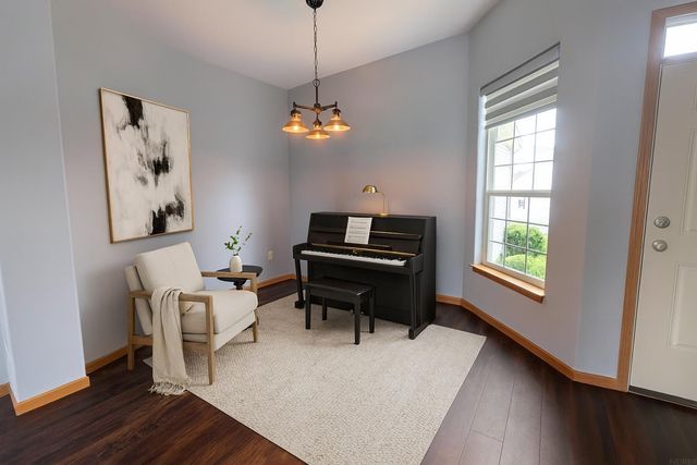 2404 Erik Road, Cedar Falls, IA 50613