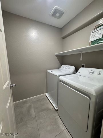 8685 Apostle Beach Avenue, Las Vegas, NV 89148