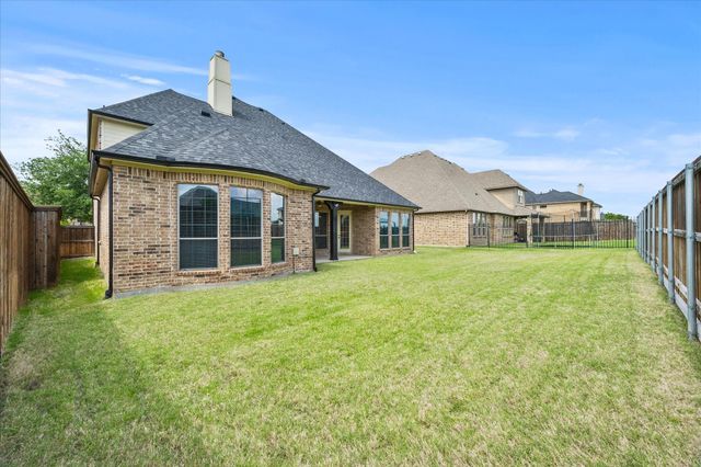 15 Wimbledon Court, Heath, TX 75032