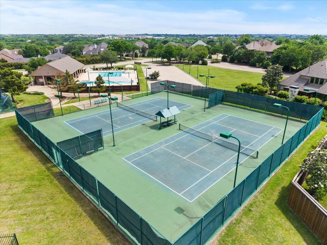 15 Wimbledon Court, Heath, TX 75032