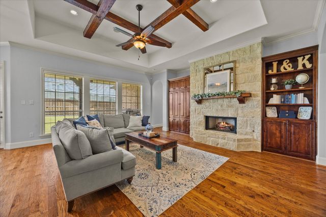 15 Wimbledon Court, Heath, TX 75032