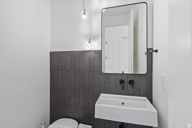 1536 E TRAIL CREST CT, Draper, UT 84020