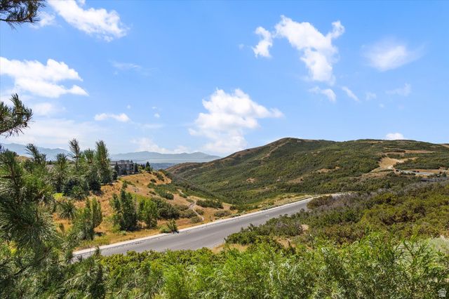 1536 E TRAIL CREST CT, Draper, UT 84020