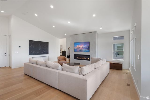 1536 E TRAIL CREST CT, Draper, UT 84020