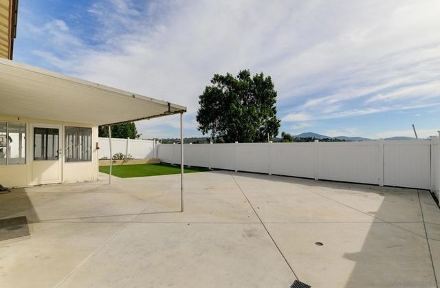 8409 Elkhorn St, Lemon Grove, CA 91945