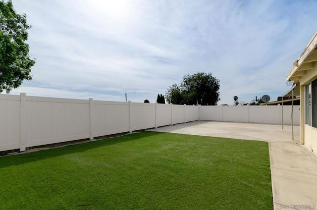 8409 Elkhorn St, Lemon Grove, CA 91945