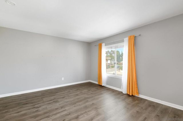 8409 Elkhorn St, Lemon Grove, CA 91945