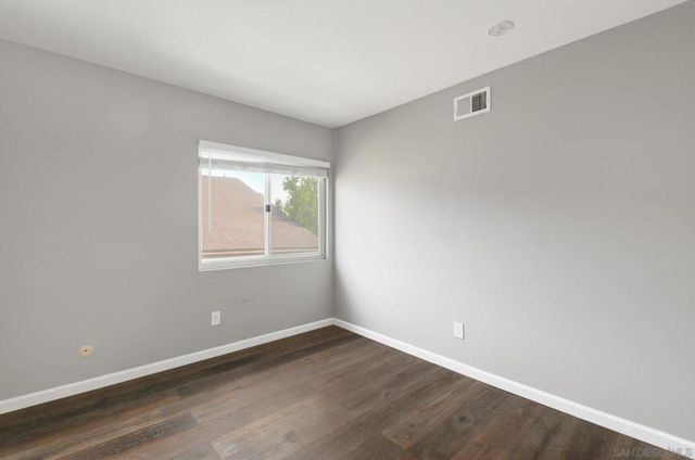 8409 Elkhorn St, Lemon Grove, CA 91945