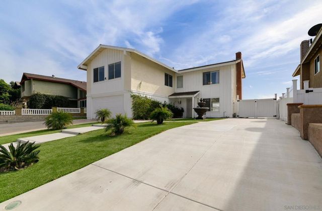 8409 Elkhorn St, Lemon Grove, CA 91945