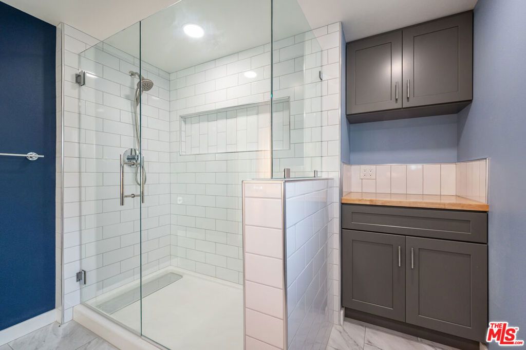 Image 11 of property listing at 14141 Clarissa Lane, Santa Ana, CA 92705